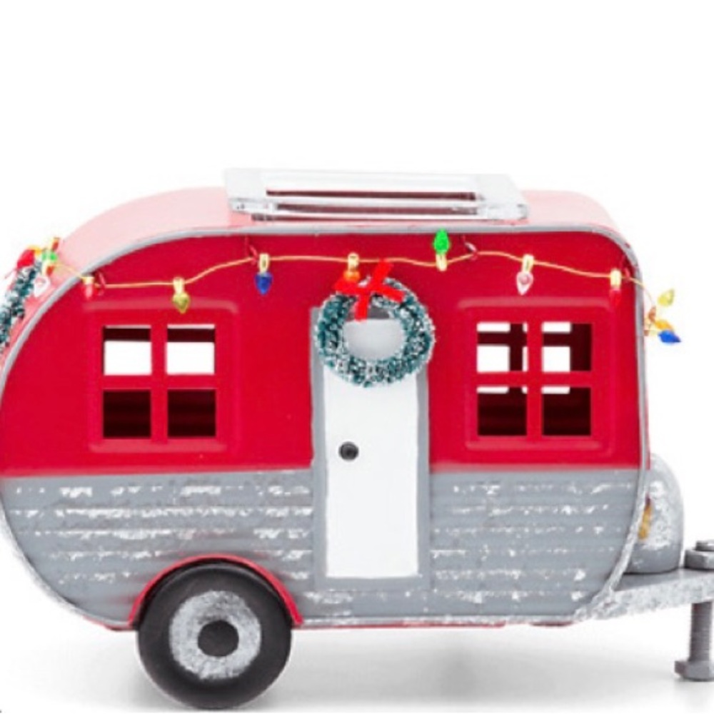 Rare Scentsy Christmas Camper! Used once!